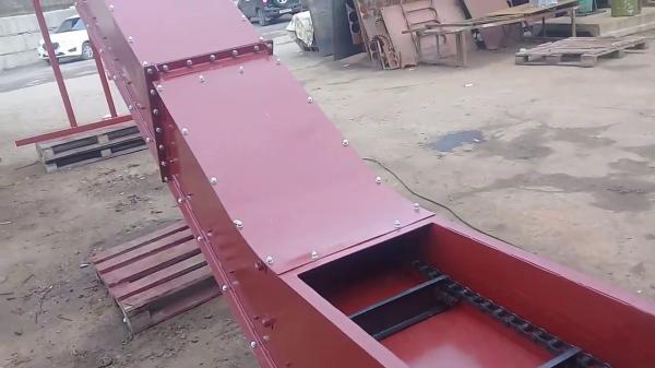 Скребковый конвейер для бумаги и опилок
