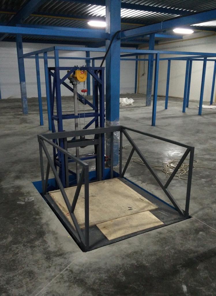 Грузовая платформа ПГМ-1000